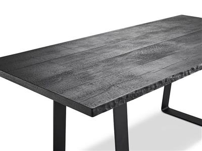 Holz in Form Tisch 2588 Burned Wood Alpi Schwarz mit Smooth Bark Kante